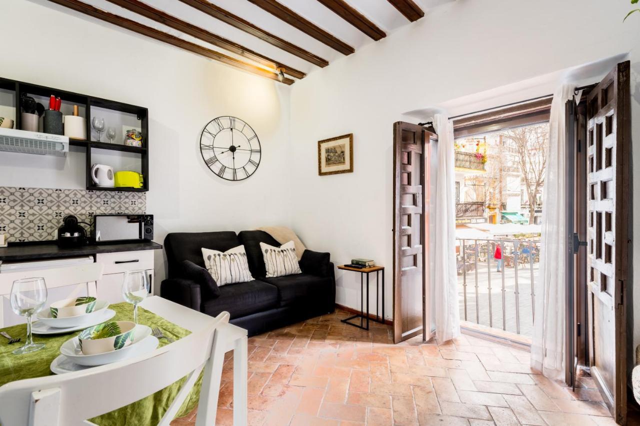 Casa Ispal Alfalfa Sevilla Bagian luar foto